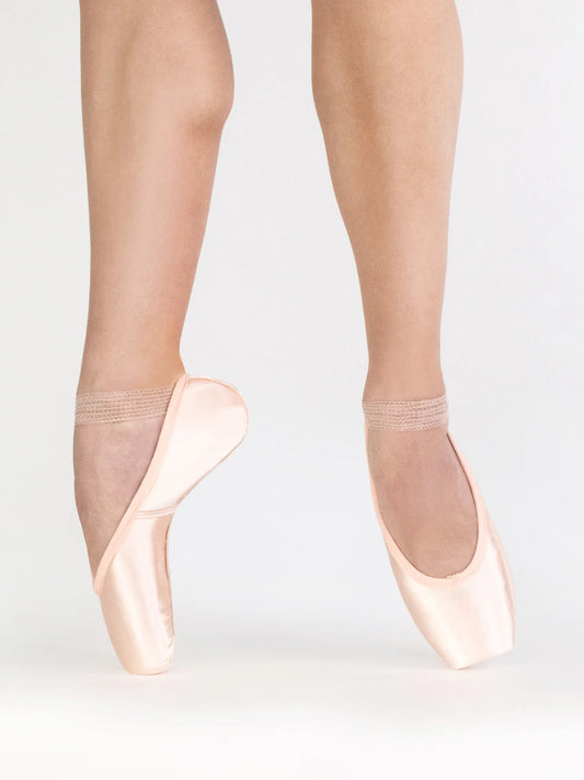 Suffolk Somerset Pointe Shoe